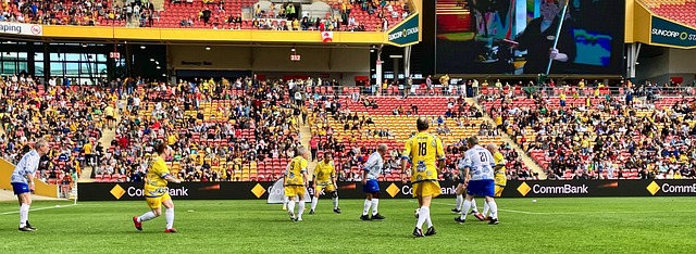 兰赛场上继 兰赛场上继